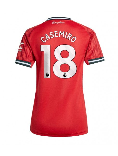 Ženski Nogometna dresi replika Manchester United Casemiro #18 Domači 2025-26 Kratek rokav Ženski Nogometna dresi replika Manchester United Casemiro #18 Domači 2025-26 Kratek rokav